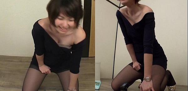  Subtitled embarrassed Japanese women fails to hold in pee HD